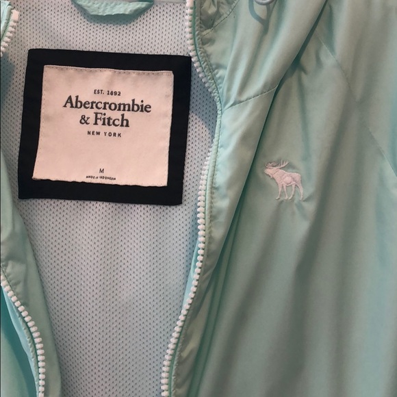 Abercrombie and Fitch Rain jacket - Picture 2 of 6